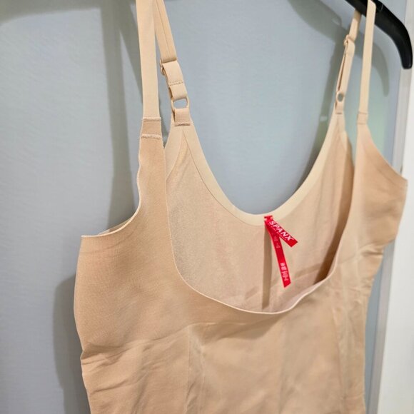 ✨ SPANX Full Body Shapewear Bodysuit | 1X | Nude - Picture 4 of 9